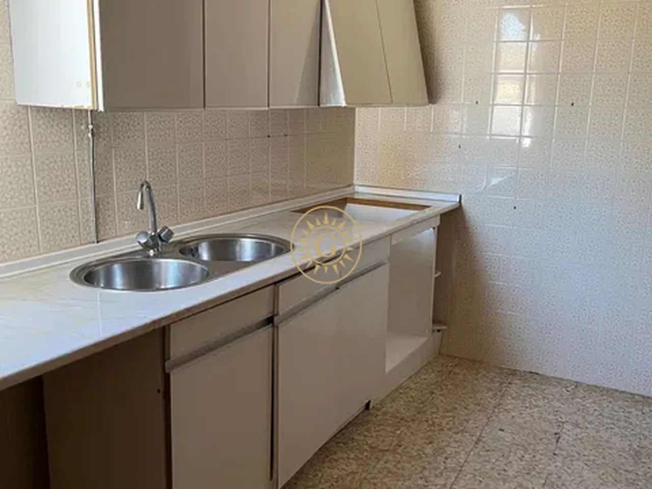 Piso para reformar y alquilar